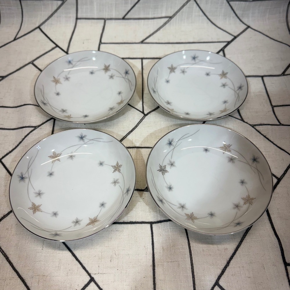 Kimberly Fine China Fruit Bowls 5.5" White Star Dust Mid Century Modern Set of 4